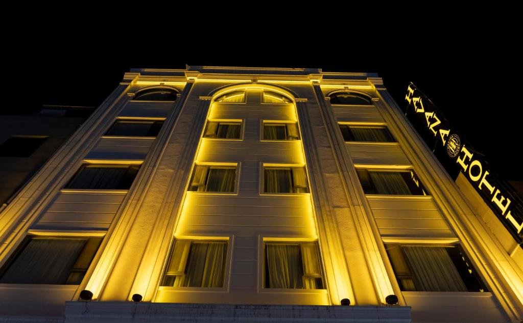 Welcome to Havana Hotel Rooms and Services